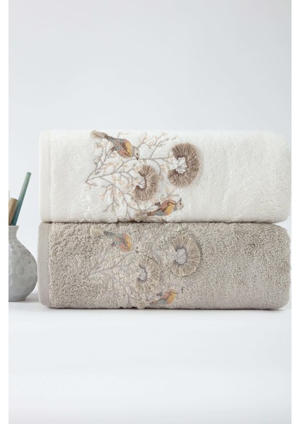 Bomonti 50*90 Bambu 2'li 3 Boyutlu Nakışlı Yüz Havlusu Ekru-Kahve