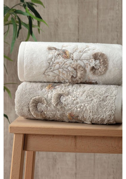 Bomonti 50*90 Bambu 2'li 3 Boyutlu Nakışlı Yüz Havlusu Ekru-Kahve fiyatları