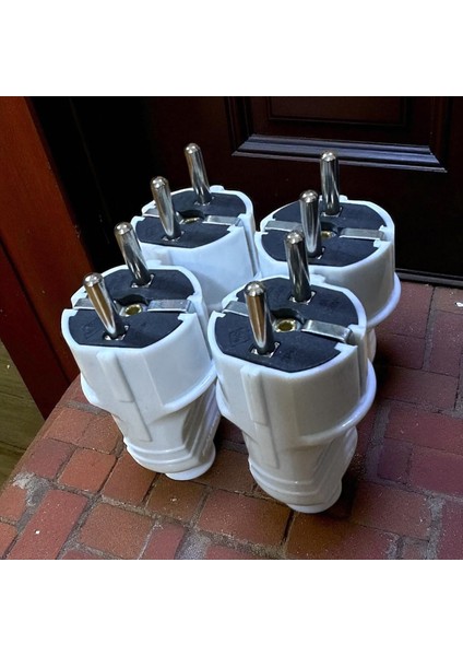 4 Adet Topraklı Fiş fiyatları