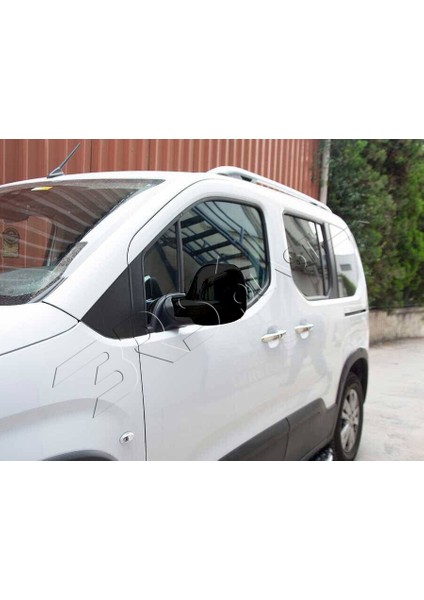 Opel Combo E Uyumlu 2019 ve Üzeri Ayna Kapağı 2 Parça Siyah Abs fiyatları