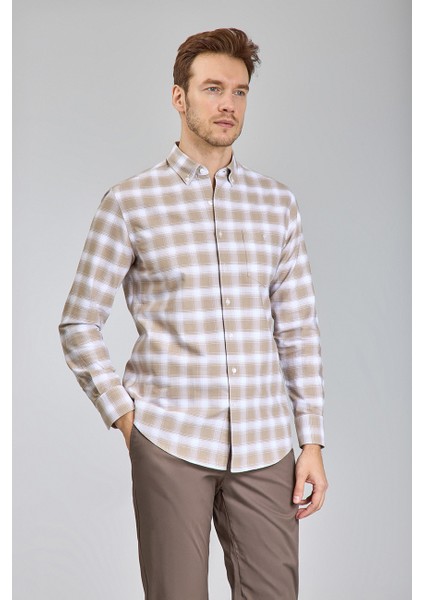Modern Fit Yarım Italyan Düğmeli Yaka Bej Spor Erkek Gömlek GMEKS0122300215_D07 indirimleri