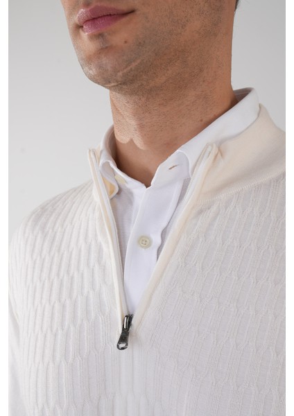 Beyaz Yarım Balıkçı Fermuarlı Full Jakar Yün Erkek Triko TR23K23202_D01 modelleri