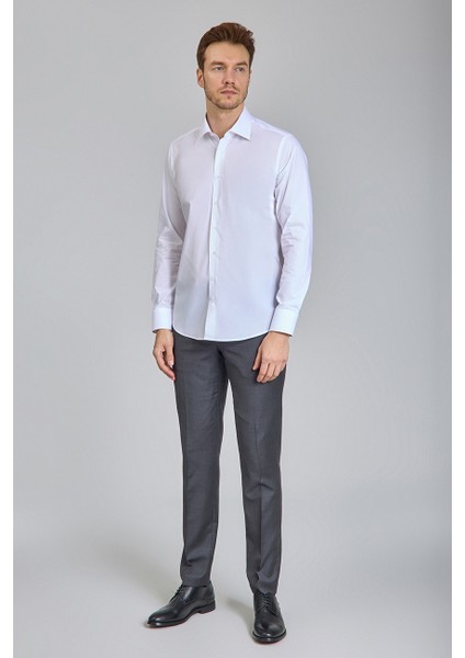 Beyaz Regular Fit Klasik Yaka Erkek Gömlek GMKLS250048_D01 fırsatları