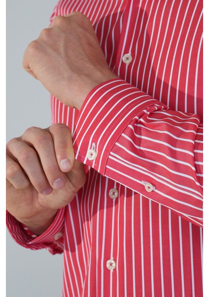 Uzun Kol İtalyan Yaka Cepsiz Kırmızı Pamuk Erkek Gömlek GMCZG250033_D24 fırsatları