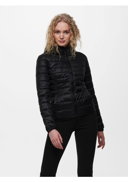 ONLTAHOE HOOD JACKET OTW Siyah Kadın Ceket indirimleri
