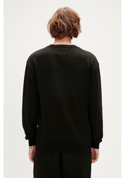Tag Crewneck Erkek Sweatshirt fırsatları