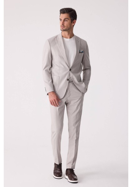 Erkek Bej Slim Fit Çizgili Torba Cep Jogger Pantolonlu Sivri Yaka Takım Elbise fırsatları