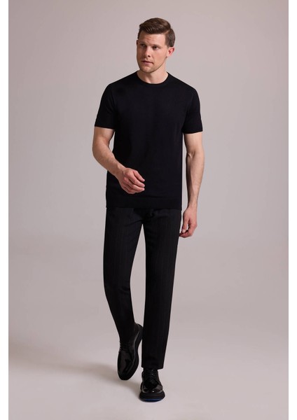 Erkek Siyah Regular Fit Bisiklet Yaka Triko Tişört fiyatları