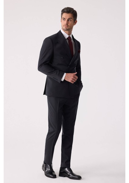 Erkek Lacivert Çizgili Slim Fit %100 Yün Çizgili Kruvaze Takım Elbise indirimleri