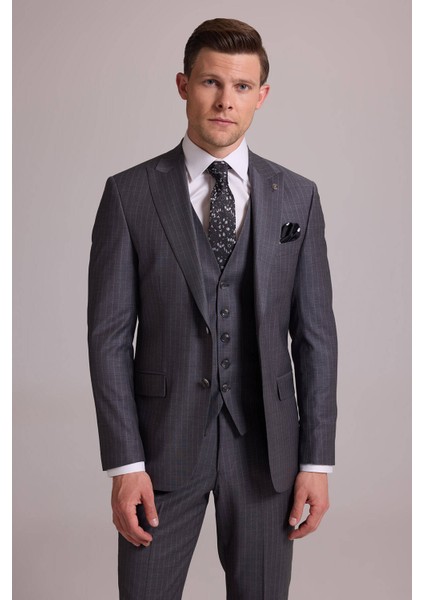 Erkek Gri Çizgili Slim Fit Çizgili Kırlangıç Yaka Yelekli Takım Elbise