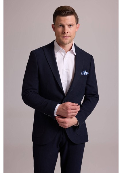 Erkek Lacivert Slim Fit Sivri Yaka Takım Elbise fiyatları