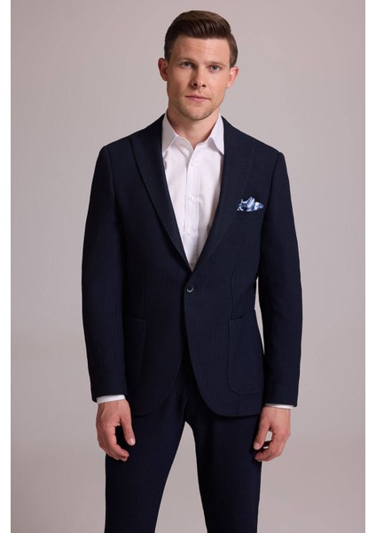 Erkek Lacivert Slim Fit Sivri Yaka Takım Elbise indirimleri