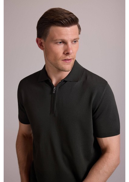 Erkek Yeşil Regular Fit Polo Yaka Fermuarlı Triko Tişört indirimleri