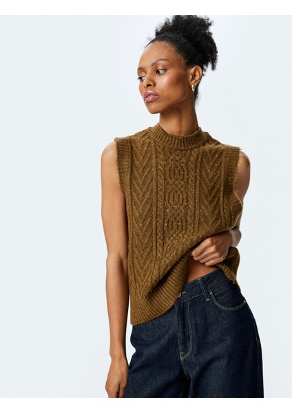 Saç Örgü Desenli Hafif Dik Yaka Süveter fiyatları