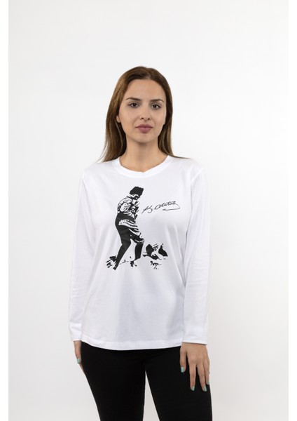 Kadın Uzun Kollu Beyaz Renk Atatürk Baskılı Tshırt