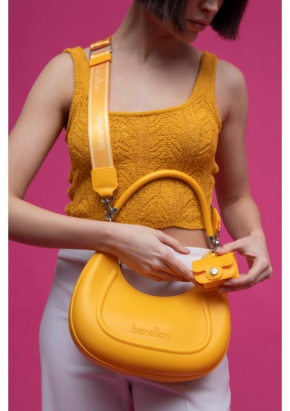 Unıted Colors Of Benetton Kadın Kol Çantası C.BNT_1451 fırsatları