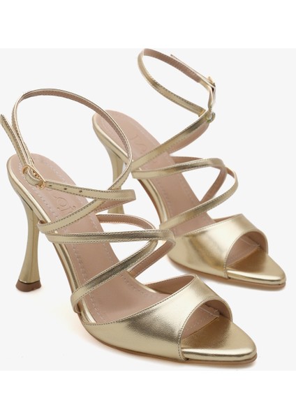 Kadın Bantlı Sivri Burun Topuklu Ayakkabı Napres