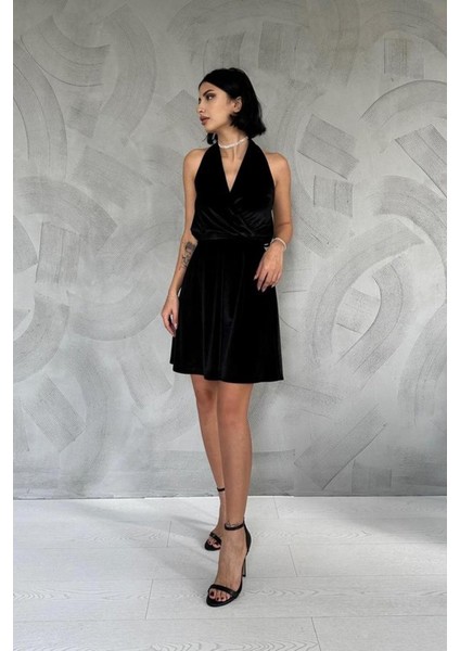 Siyah Boyundan Geçmeli Elbise L-Siyah