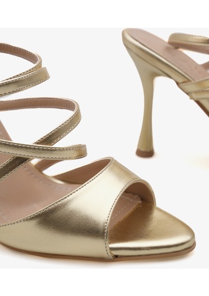 Kadın Bantlı Sivri Burun Topuklu Ayakkabı Napres modelleri