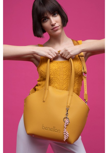 Unıted Colors Of Benetton Kol Çantası BNT_1504 fırsatları