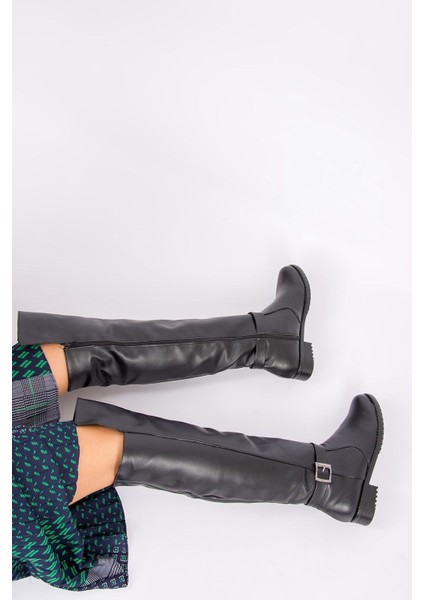 Siyah Kadın Deri Çizme – Şık ve Rahat Tasarım, Günlük ve Soğuk Havalarda Konforlu Kullanım indirimleri