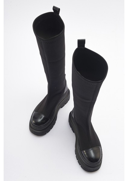 Celine Siyah Suni Deri ve Scuba Kumaş Kalın Topuklu Kadın Çizme – Günlük ve Şık Kombinler İçin Rahat Tasarım