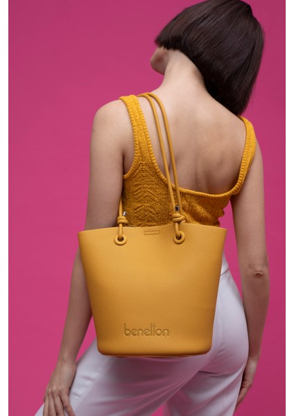 Unıted Colors Of Benetton Kol Çantası BNT_1502 modelleri