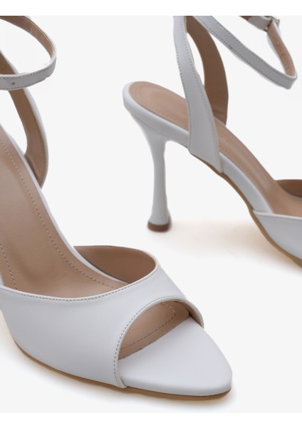 Kadın Sivri Burun Topuklu Ayakkabı Bilekten Bağlamalı Çok Renkli Tasarım 8 cm fırsatları