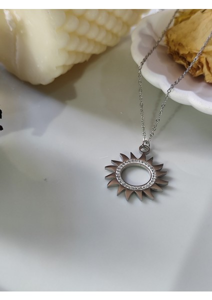 Güneş Kolye Zirkon Taşlı Gümüş Renk Paslanmaz Celik fiyatları