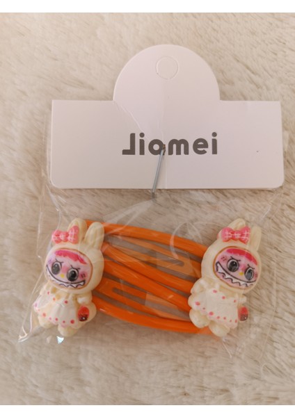 Labubu Model Seramik Kostümlü Mine Kaplamalı Üçgen Çiftli Çıt Çıt Toka fırsatları