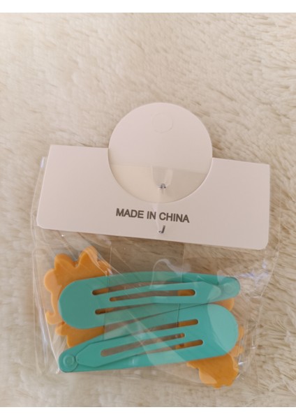 Labubu Model Seramik Kostümlü Mine Kaplamalı Üçgen Çiftli Çıt Çıt Toka fiyatları