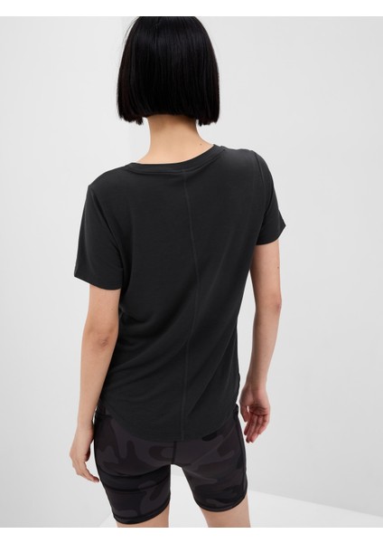 Kadın Siyah GapFit Breathe T-Shirt