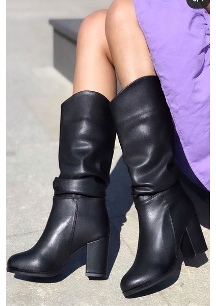 Kadın Siyah Cilt Körüklü Çizme