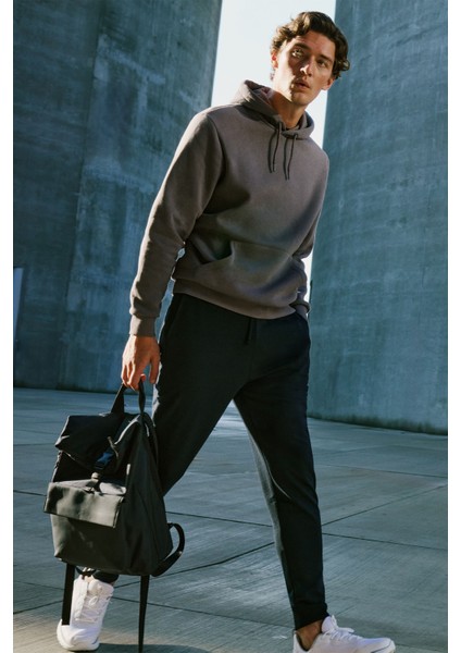 Erkek Siyah Standart Fit Normal Kesim 2 İplik Cepli Rahat Recycle Pamuklu Jogger Eşofman Altı