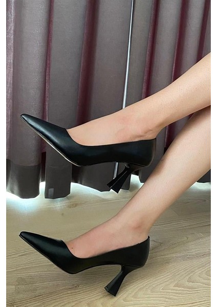 Kadın Samba Siyah Cilt Stiletto