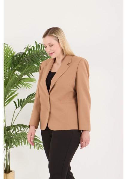 Atelier Kadın Büyük Beden Düğmeli Klasik Ceket fırsatları