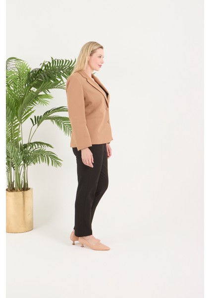 Atelier Kadın Büyük Beden Düğmeli Klasik Ceket indirimleri