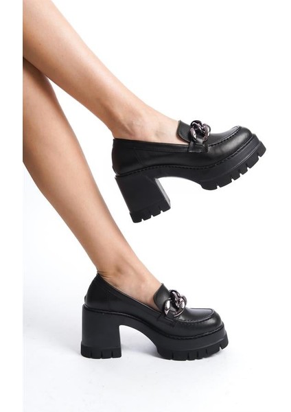 Kadın Siyah Cild Zinçir Tokalı 8 cm Topuklu Platformlu Ayakkabı fiyatları
