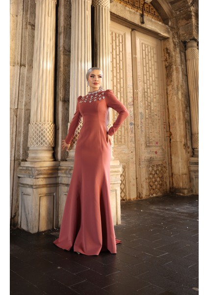 Yakası Taşlı Krep Abiye Peri 1047
