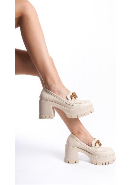 Kadın Krem Cilt Zincir Tokalı 8 cm Topuklu Platformlu Ayakkabı modelleri