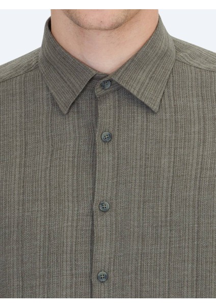 Haki Çizgili Regular Fit Dokuma Casual Gömlek indirimleri