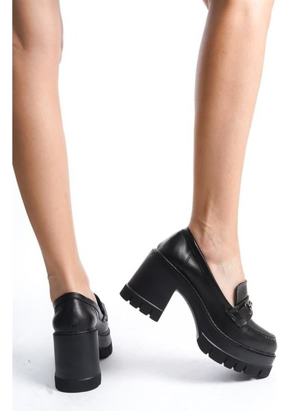 Kadın Siyah Cilt Tokalı 8 cm Topuklu Platformlu Ayakkabı modelleri