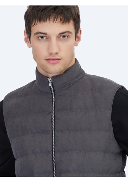Gri Regular Fit Dik Yaka Casual Dokuma Spor Yelek fırsatları