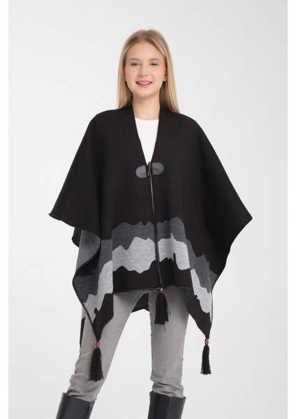 Dalga Desen Balıkçı Dikişli Desenli Dokuma Triko Panço, Deri ve Düğme Detaylı Püsküllü Kadın Dış Giyim Panço