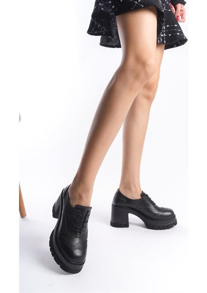 Kadın Dianai Siyah Cilt Carık Model 8 cm Topuklu Platformlu Ayakkabı modelleri