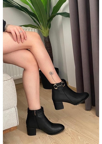 Kadın Siyah Cilt Uzun Toka ( 6 cm ) Topuklu Oval Burun Bot fiyatları