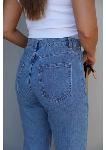 Mavi Taşlamalı Jean Pantolon fırsatları