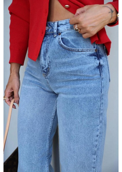 Mavi Taşlamalı Bol Paça Jean Pantolon