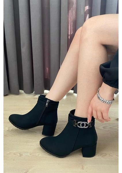 Kadın Siyah Zümrür Taşlı Tokalı ( 6 cm ) Topuklu Oval Burun Bot indirimleri