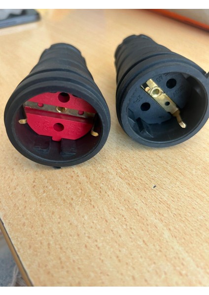 Kauçuk Topraklı Dişi Fiş Tekli fiyatları